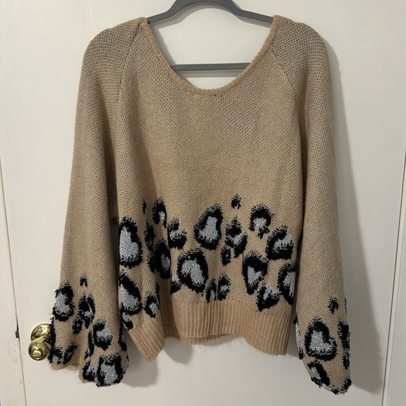 Adora new with tags tan and cheetah sweater - Picture 6 of 13